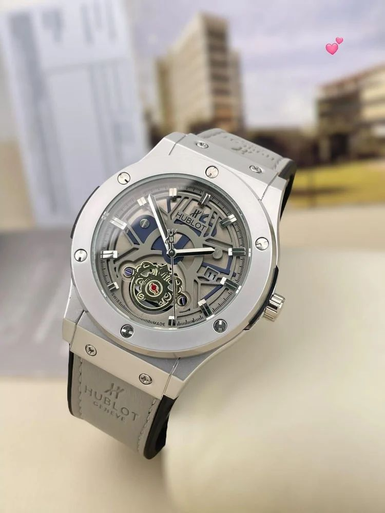 Round Men's Luxury Hublot Classic Watch
